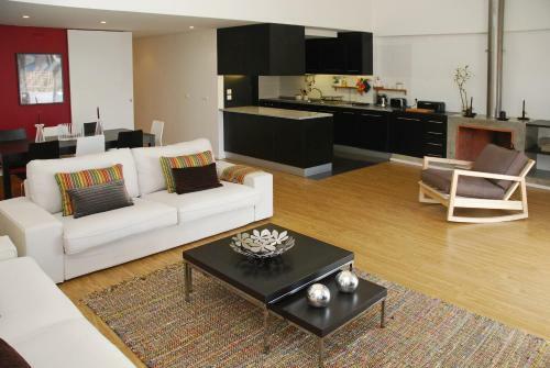 Lisbon Inside Connect - Castelo Apartments