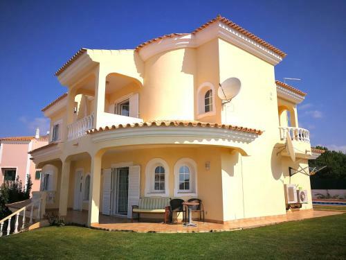 Villa Brady