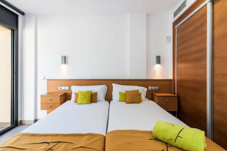 Aparthotel Las Palmeras Castelldefels