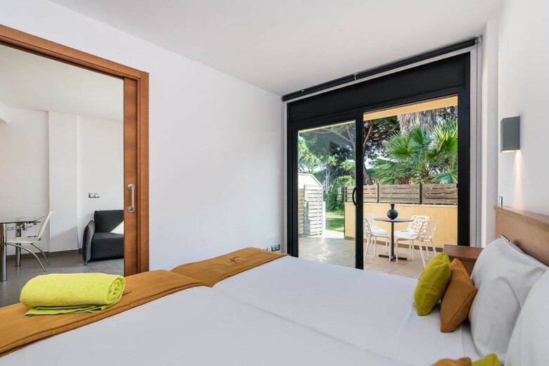Aparthotel Las Palmeras Castelldefels