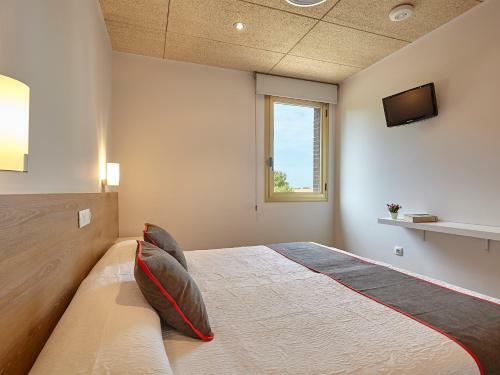 Hotel Oyo Hostal Nobadis