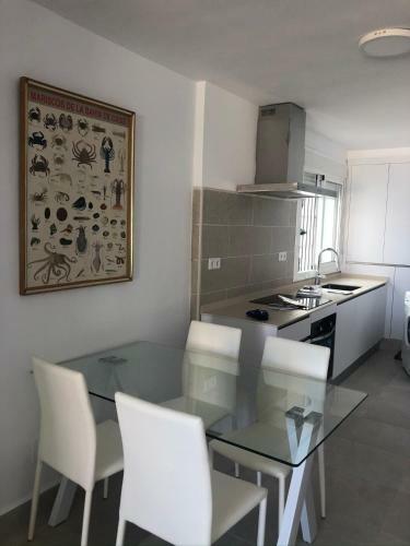 Inviting 3-bed Apartment In Chipiona