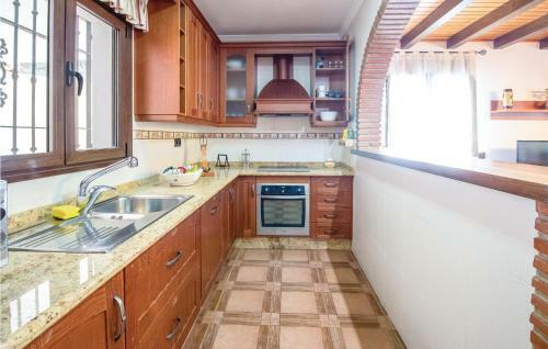 Five-bedroom Holiday Home In Competa