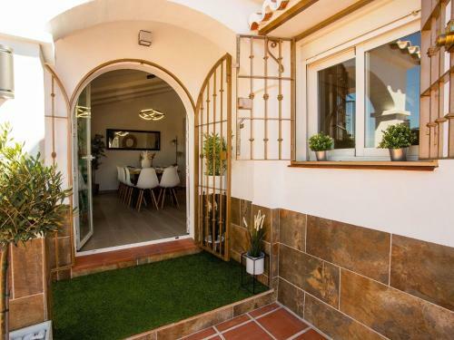 Swanky Villa In C�mpeta With Private Pool
