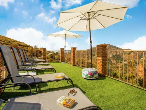 Swanky Villa In C�mpeta With Private Pool