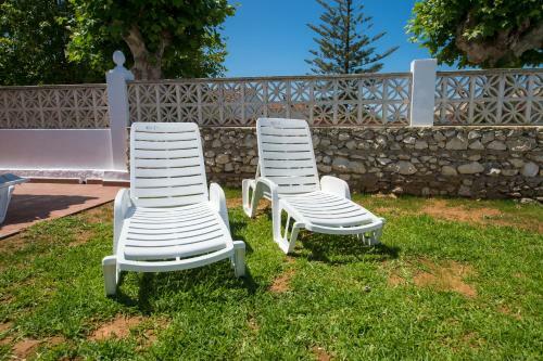 Calma Holiday Home
