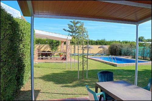 Casa En Roche Viejo Con Piscina Privada