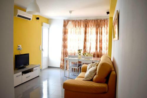 Apartment With 3 Bedrooms In Cordoba With Wifi