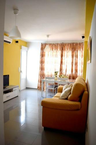 Apartment With 3 Bedrooms In Cordoba With Wifi
