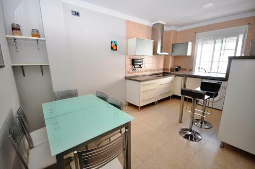 Apartamento C�ntrico Solo Familias Y Parejas