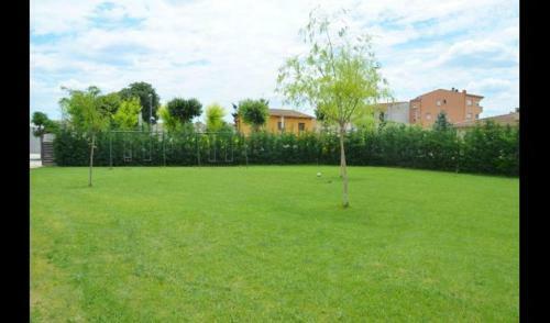 Villa In Cornella Del Terri Sleeps 27 Includes Swimming Pool And Air Con