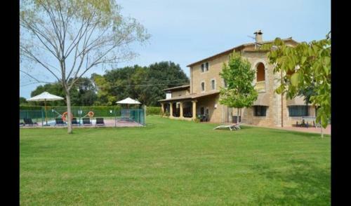 Villa In Cornella Del Terri Sleeps 27 Includes Swimming Pool And Air Con 3