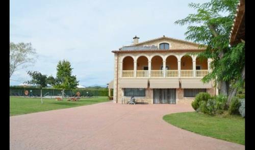 Villa In Cornella Del Terri Sleeps 27 Includes Swimming Pool And Air Con 3