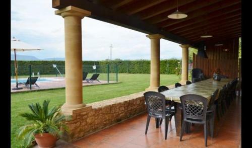 Villa In Cornella Del Terri Sleeps 27 Includes Swimming Pool And Air Con 3