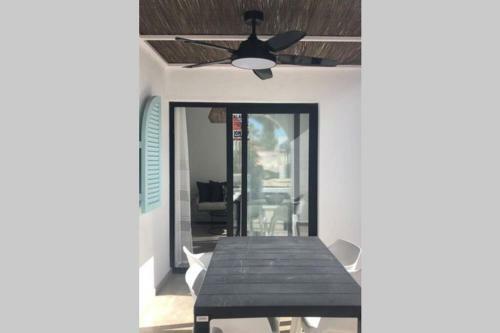 Aloha Villa Beachfront In Corralejo