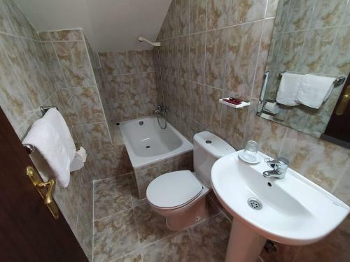 Hostal El Casta�u
