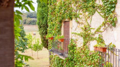 Corca Holiday Home Sleeps 18 With Pool