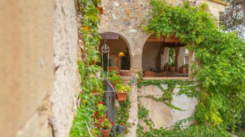 Corca Holiday Home Sleeps 18 With Pool