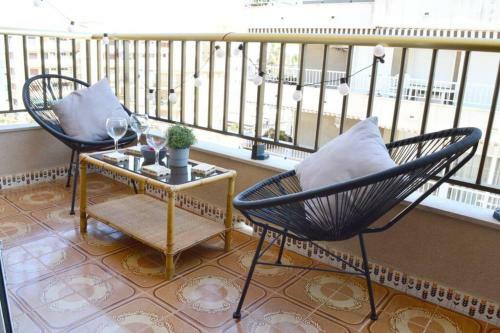 Apartamento Seafront Apt Amazing Terrace 2 Double & 2 Single Bed