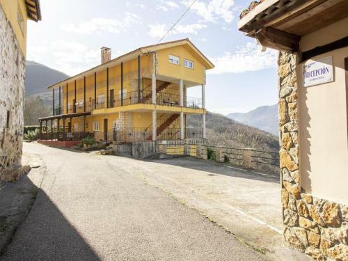 Stunning Holiday Home In Cutiellos With Garden