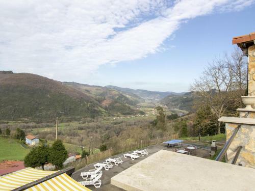 Stunning Holiday Home In Cutiellos With Garden