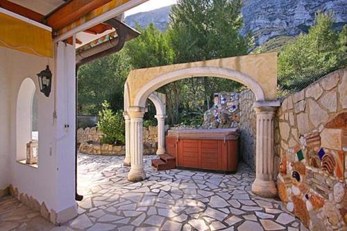 Denia Villa Sleeps 8 Pool Air Con Wifi