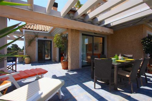 Apartamento Atico Jardines Del Real