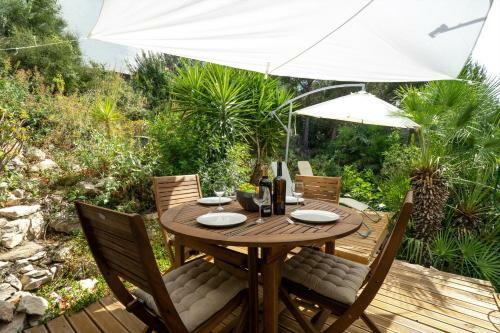 La Xara Apartment Sleeps 4 With Pool Air Con And Wifi