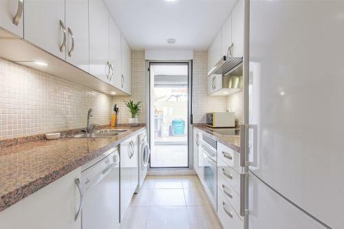 Inviting 2-bed Apartment In Denia First Beach Lin