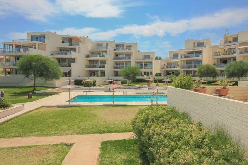 Inviting 2-bed Apartment In Denia First Beach Lin