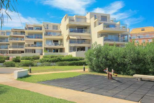 Inviting 2-bed Apartment In Denia First Beach Lin