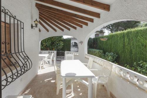 Villa Almadrava