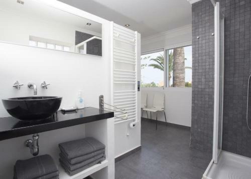 Denia Villa Sleeps 4 Pool Air Con Wifi