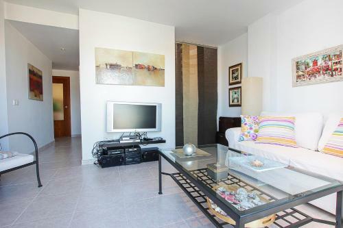 2-bed Attic Apartment In Denia For 6