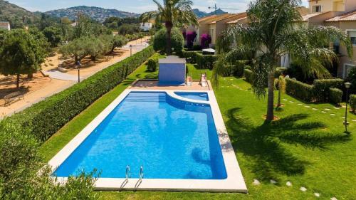 Charming 4-bed Villa In Denia