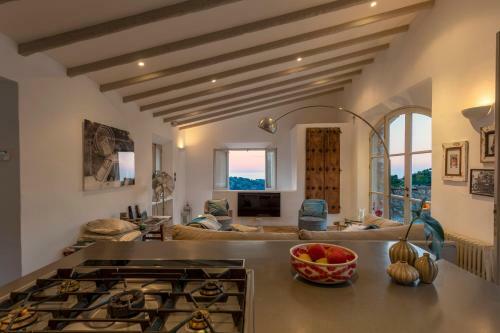 Stunning Villa With Private Pool, Mallorca Villa 1009