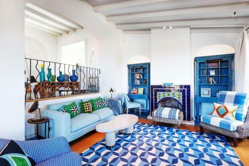 Rent Your Luxury 4 Bedroom Villa, Mallorca Villa 1017