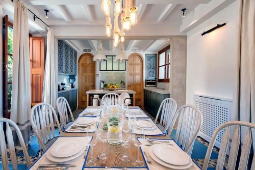 Rent Your Luxury 4 Bedroom Villa, Mallorca Villa 1017