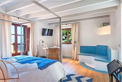 Rent Your Luxury 4 Bedroom Villa, Mallorca Villa 1017