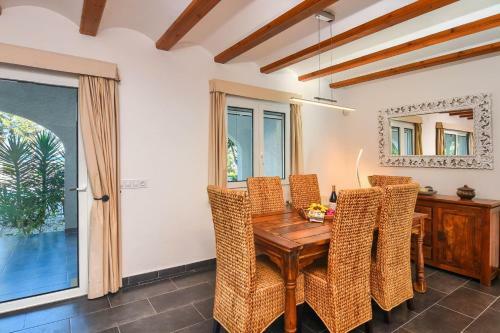 Jesus Pobre Villa Sleeps 4 With Pool Air Con And Wifi