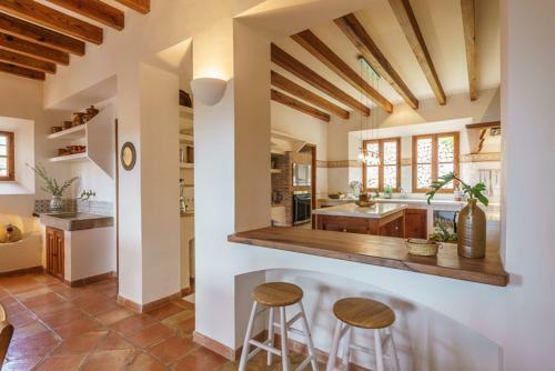 Deia Town House Sleeps 8 With Pool And Air Con