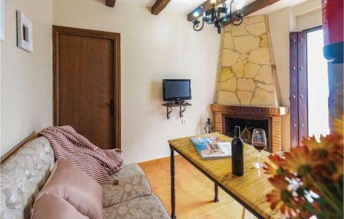 Two-bedroom Holiday Home In El Bosque