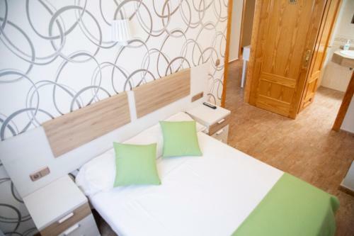 Bed & Breakfast Be Free El Cabo Hostal