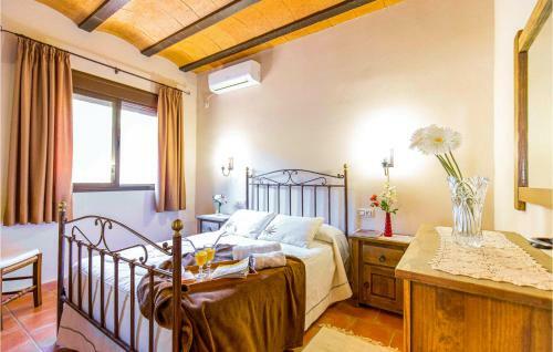 Three-bedroom Holiday Home In El Gastor