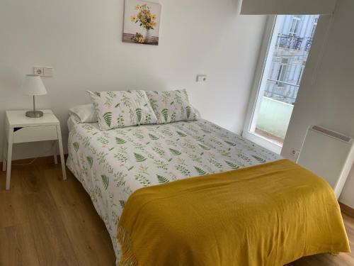 Apartamento Piso En El Centro Para 4 Personas - Plaza Amboage - Wifi