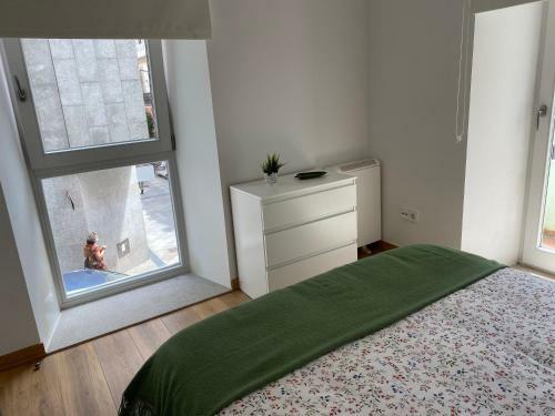 Apartamento Piso En El Centro Para 4 Personas - Plaza Amboage - Wifi