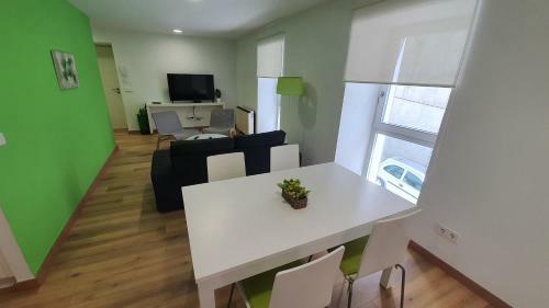 Apartamento Piso En El Centro Para 4 Personas - Plaza Amboage - Wifi