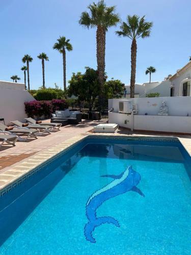 Villa 4-bed Bungalow With Private Pool & Parking