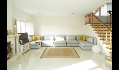 Villa In Gurb Sleeps 15 With Pool