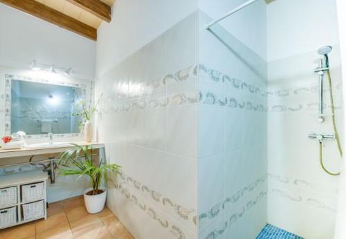 Es Barcares Cottage Sleeps 4 With Pool Air Con And Wifi